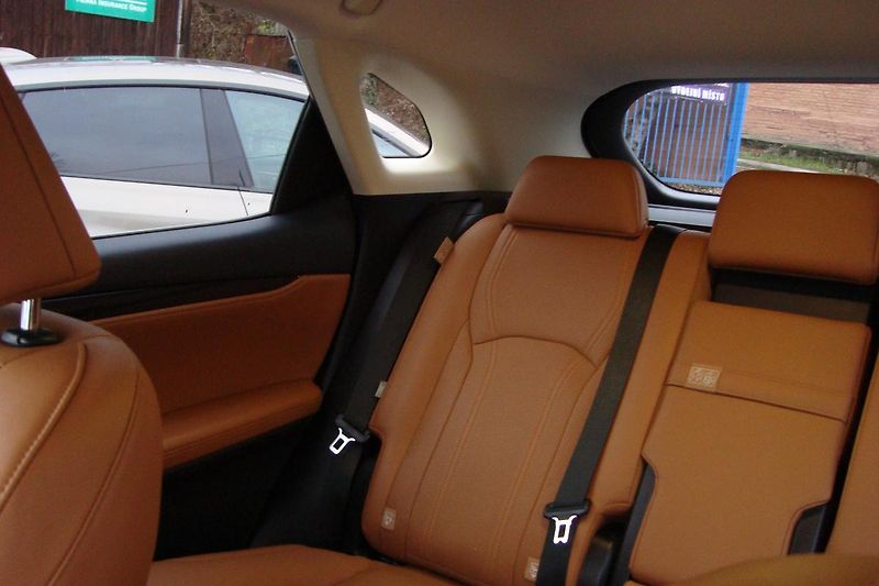 Lexus RX 450h (2021) ČR,1.Maj.S.kn.Najeto 62 tis.! - fotka 97 z 110