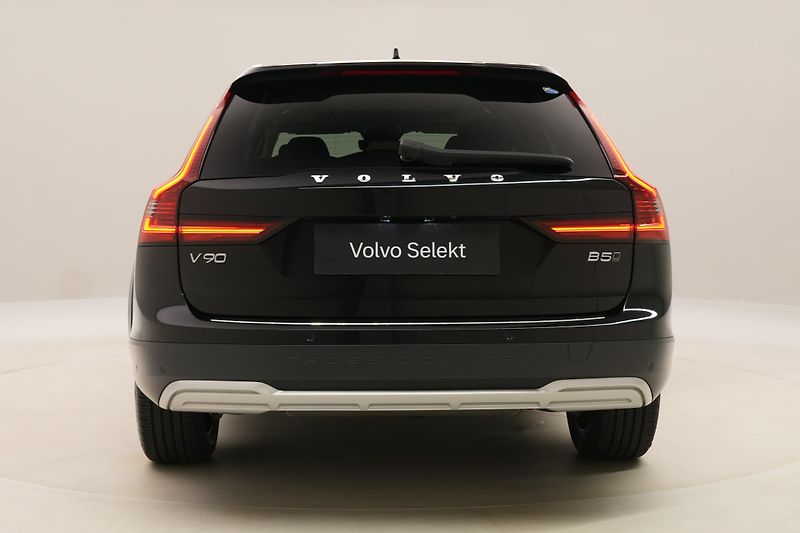 Volvo V90 CC B5 AWD ULTIMATE REZERVACE - fotka 12 z 68