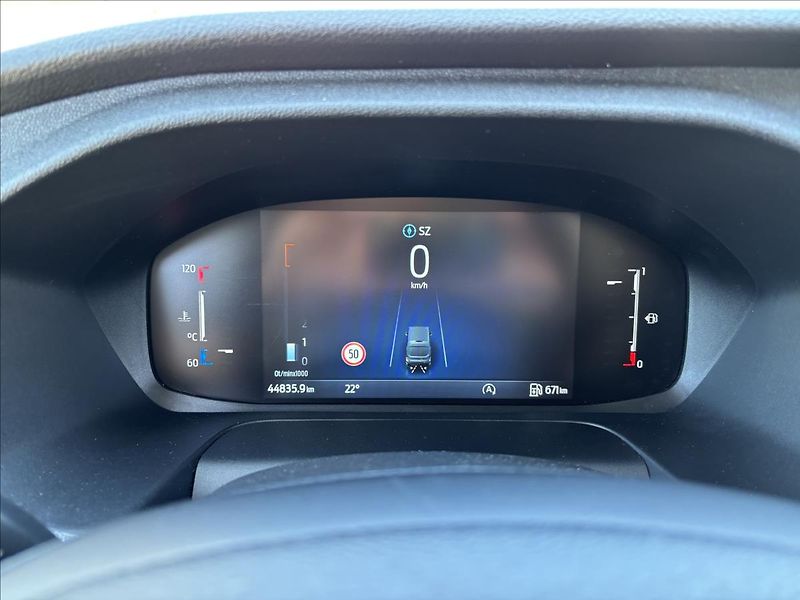 Ford Transit 2,0 EcoBlue 96kW L3 - fotka 24 z 38