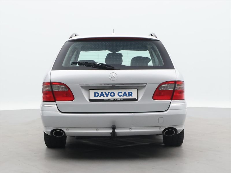 Mercedes-Benz Třídy E 3,0 280 CDI 4Matic Elegance - fotka 6 z 32
