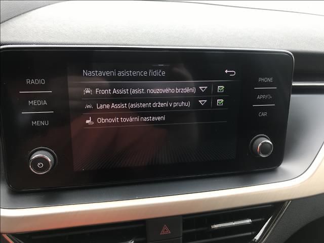 Škoda Scala STYLE 1.0 TSi --3 500 km -- ČR - fotka 10 z 20