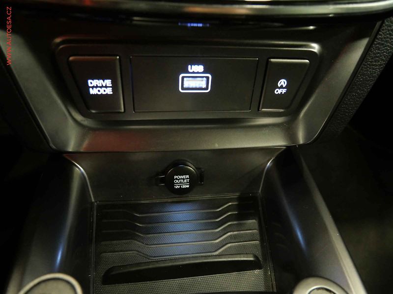 SsangYong Tivoli (2019) 1.5T-GDi, ČR, AT - fotka 20 z 21