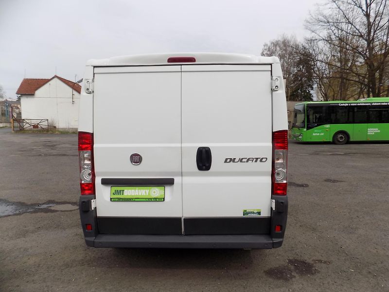 Fiat Ducato (2011) 2,3 88KW L2H1 6MÍST - fotka 6 z 47