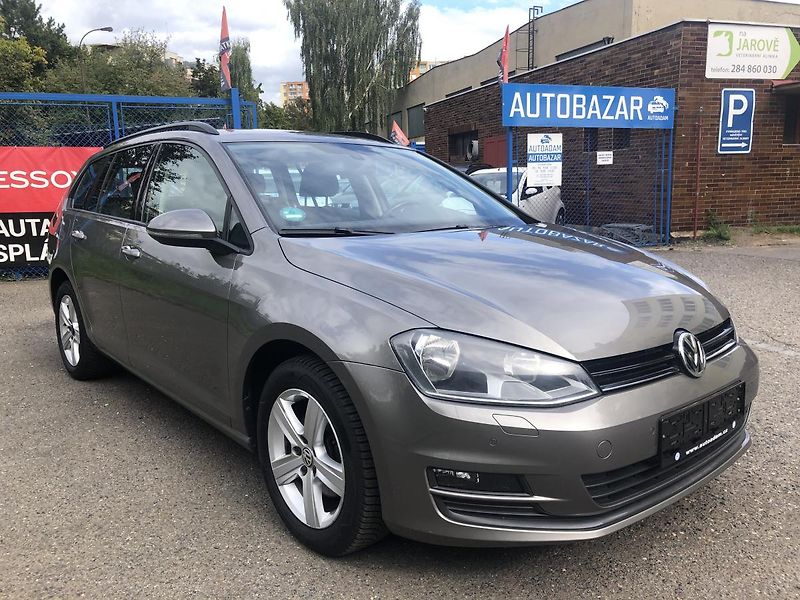 Volkswagen Golf Variant (2013) 1,6TDI DSG Comfortl. Nez. top. - fotka 2 z 65