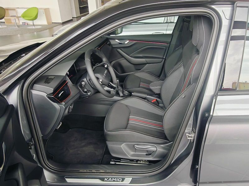 Škoda Kamiq (2025) 1,5 TSI 110 kW Monte Carlo DSG - fotka 8 z 26