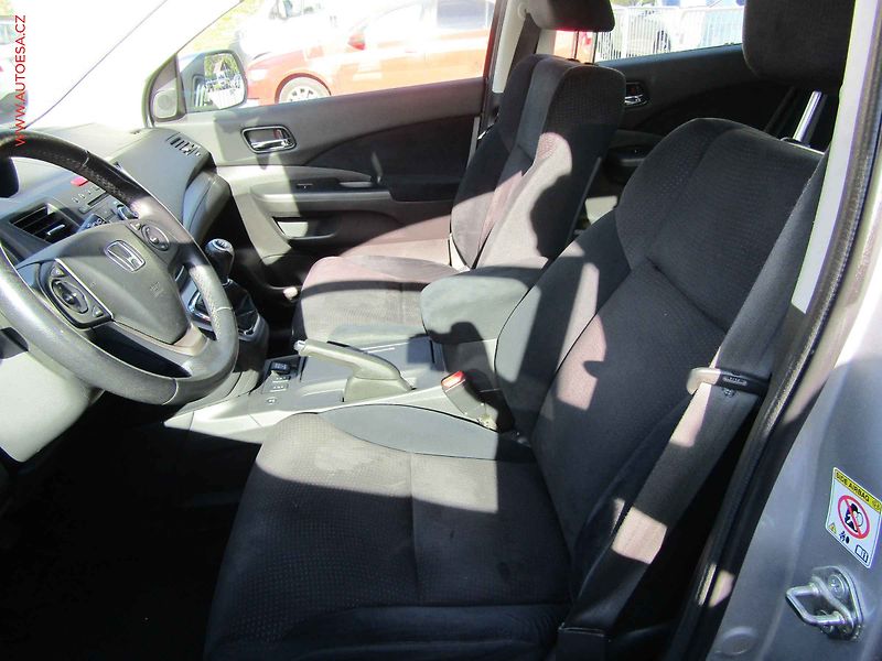 Honda CR-V (2014) 1.6 i-DTEC, AC, TZ, kamera - fotka 9 z 22