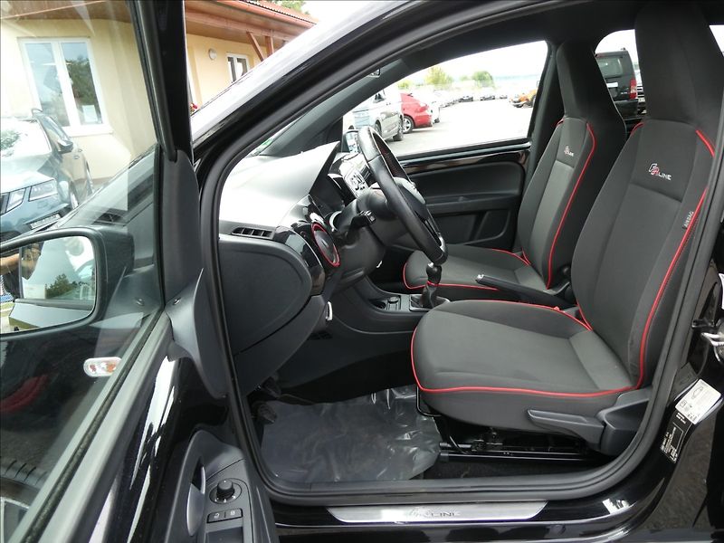 Seat Mii 1,0 MPi 55kW FR line 1.MAJITEL - fotka 19 z 38