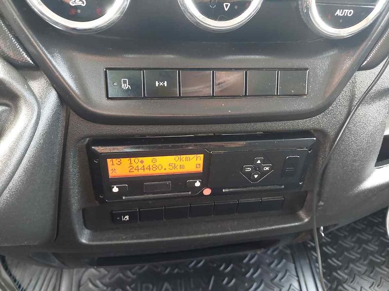 Iveco Daily 70C17 chladící 10 palet - fotka 35 z 41