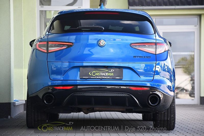 Alfa Romeo Stelvio 2.2 Diesel 16V 154kW VELOCE Q4 - fotka 4 z 53