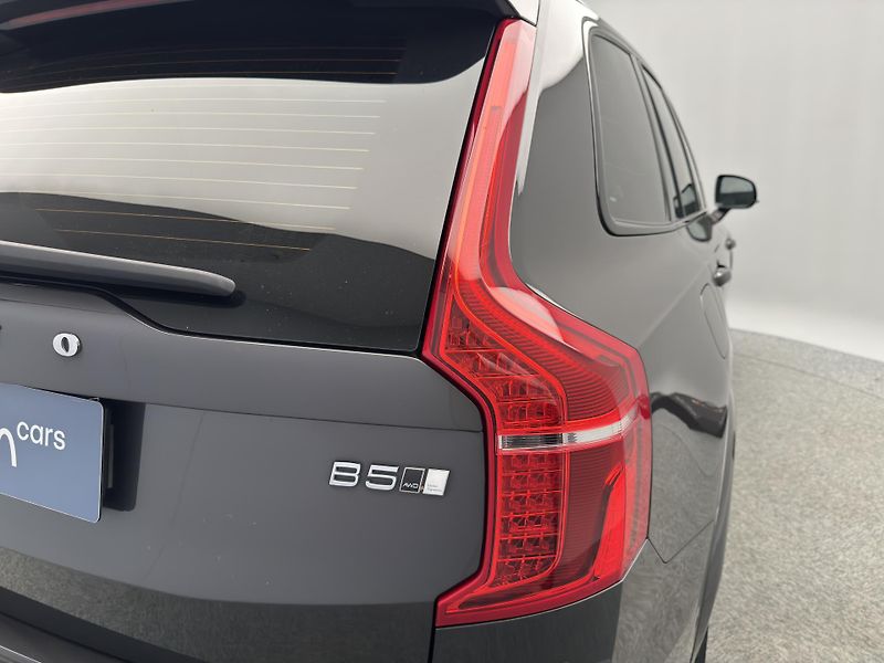 Volvo XC90 B5 AWD ULTIMATE AUT  - fotka 23 z 57