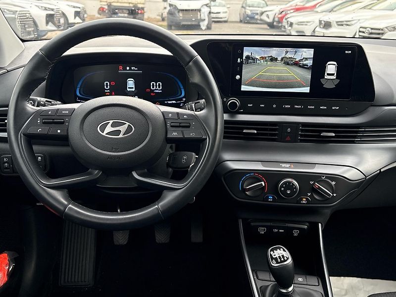 Hyundai Bayon (2024) 1.0 T-GDI Smart - fotka 10 z 23