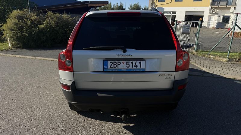 Volvo XC90 (2005) 2.4 D5 MANUÁL 120KW HEZKÝ STAV - fotka 9 z 32