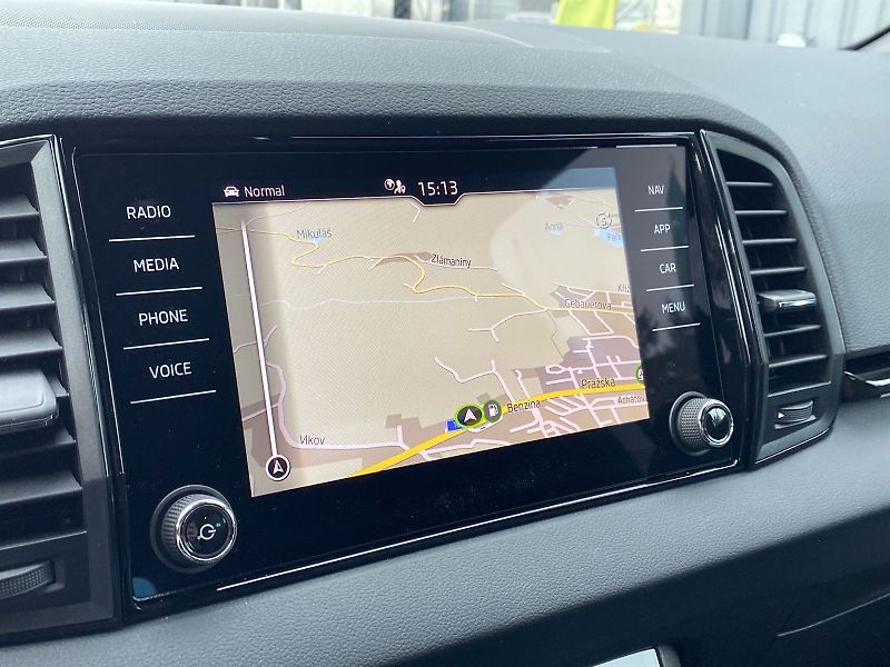 Škoda Karoq (2026) 1.5 TSI DSG Sportline - fotka 10 z 45