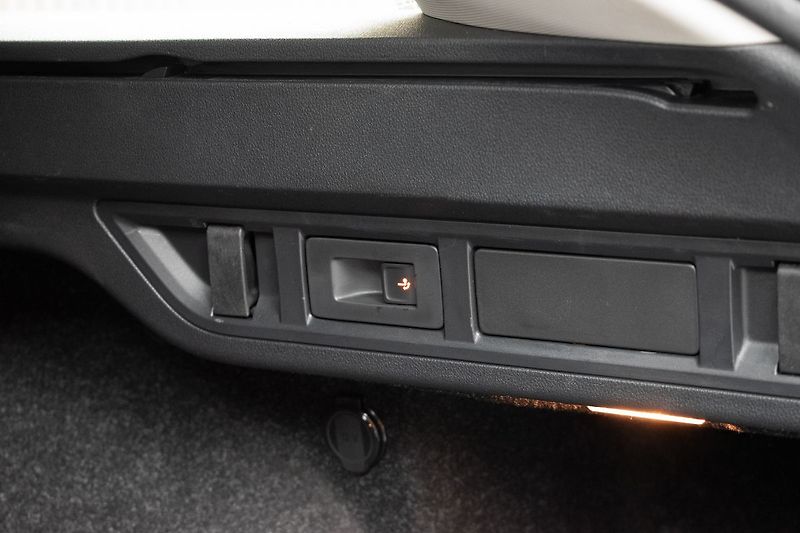 Škoda Octavia 2.0 TDI*REZERVACE* - fotka 36 z 39