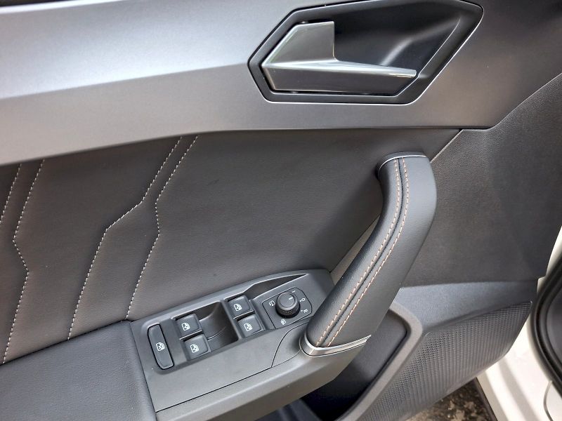 Cupra Formentor (2024) 1,5TSi 110kW - fotka 29 z 34