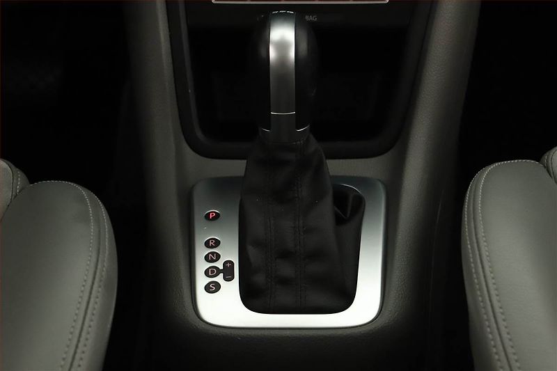 Volkswagen Sharan (2015) 2.0 TDI, Automat, Kůže - fotka 12 z 15