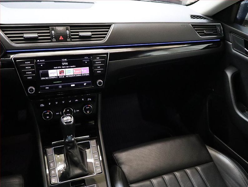 Škoda Superb (2016) Laurin&Klement 2.0 TDI 4x4 - fotka 8 z 24
