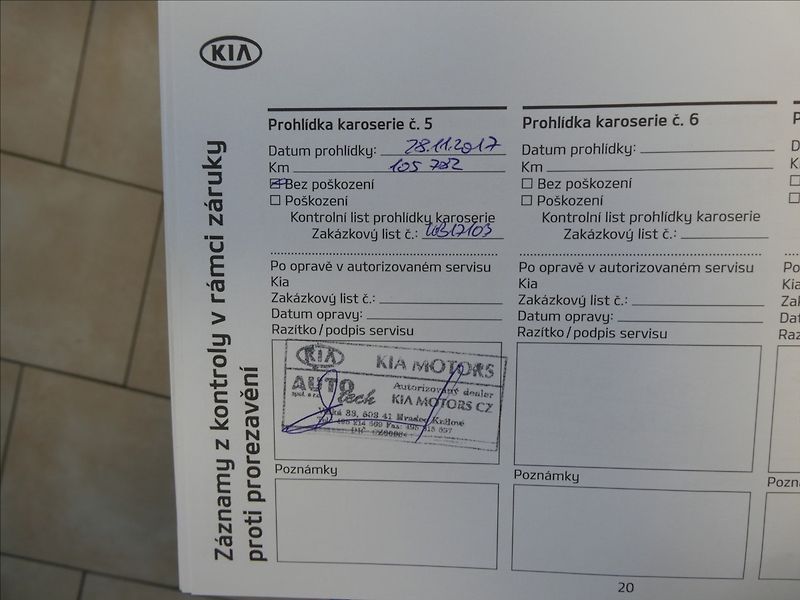 Kia Sportage 2,0 CRDi 135kW AWD 2x kola, ČR - fotka 41 z 41