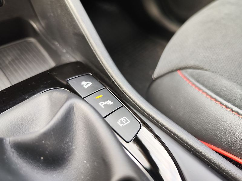 Hyundai Tucson 1.6 T-GDI/118kW N-Line - fotka 27 z 35