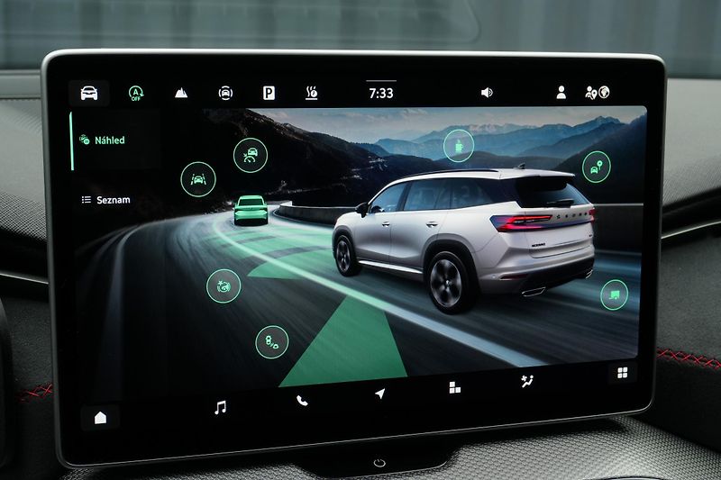 Škoda Kodiaq RS 2.0 TSI, Panorama, Webasto - fotka 27 z 46