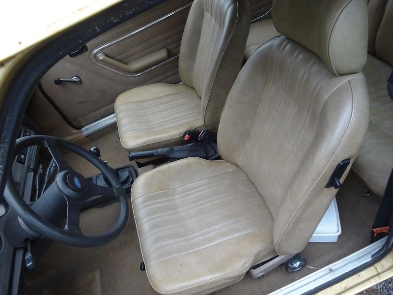 Ford Capri (1979) 1,6 MKIII - fotka 10 z 12
