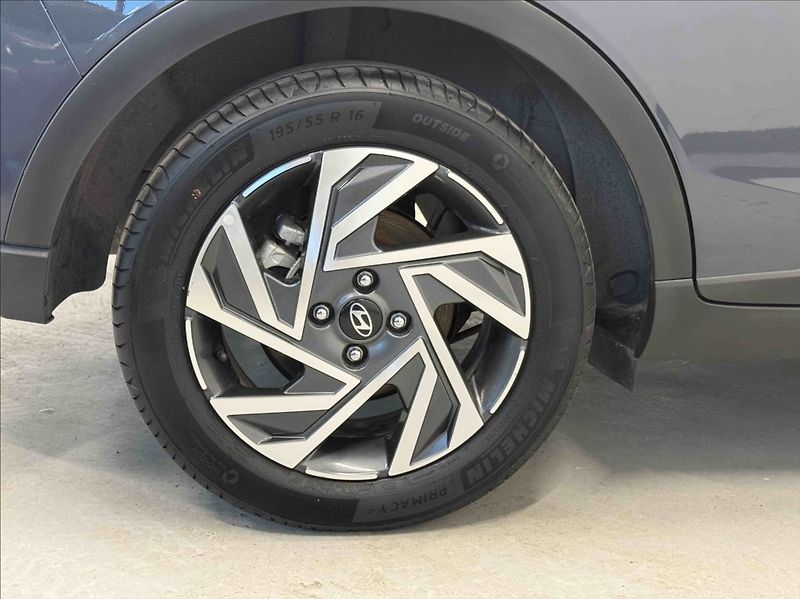 Hyundai Bayon 1,0 T-GDI STYLE AT - fotka 14 z 20