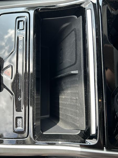 Ford Explorer 52 kWh dojezd (125 kW/170 k) - fotka 34 z 34