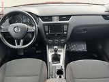 Škoda Octavia (2015) 1.6 TDi, Ambition, AC, park - náhled 8