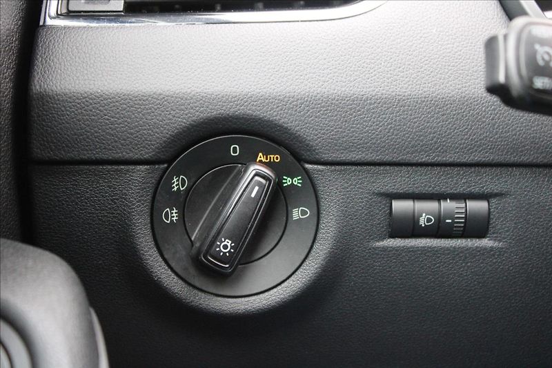 Škoda Octavia 1.6 TDI/81 kW/Ambition/ CZ - fotka 14 z 39
