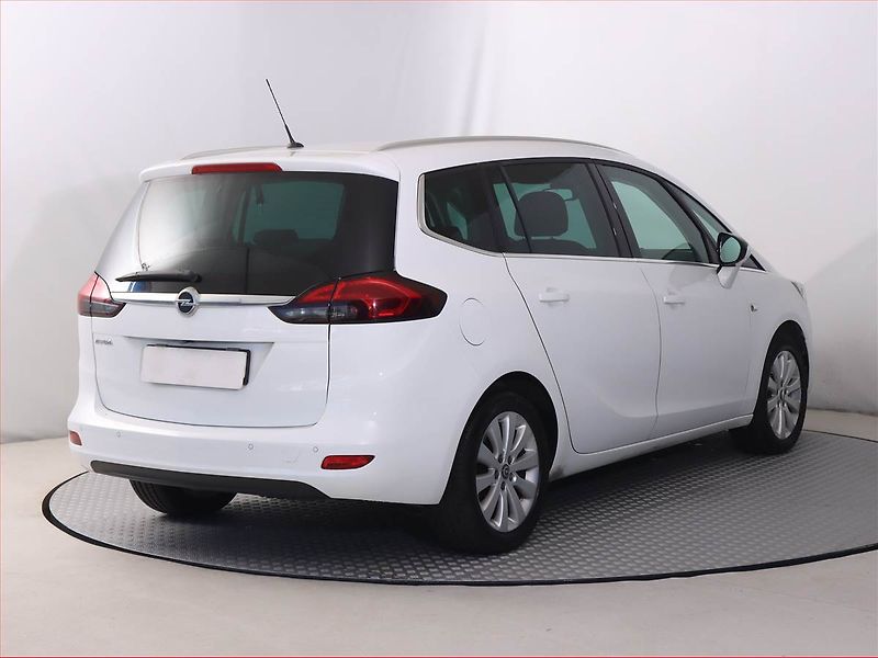 Opel Zafira (2019) 1.6 CDTI, 7 míst, Serv.kniha - fotka 5 z 19
