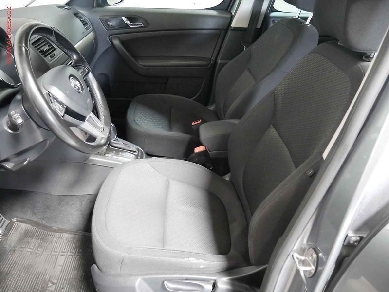 Škoda Yeti (2016) 2.0TDi 4x4, DSG, TZ, park - fotka 9 z 20
