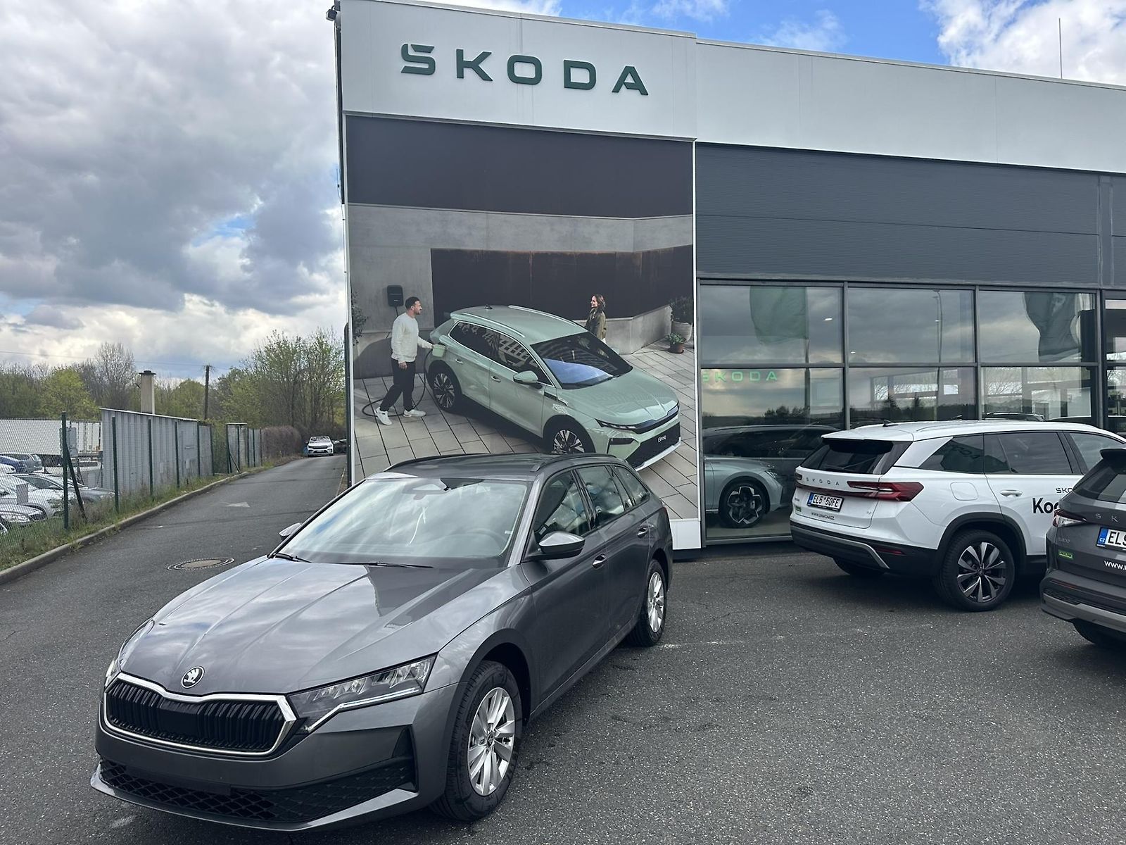 Škoda Octavia ESSENCE + dovýbava *539