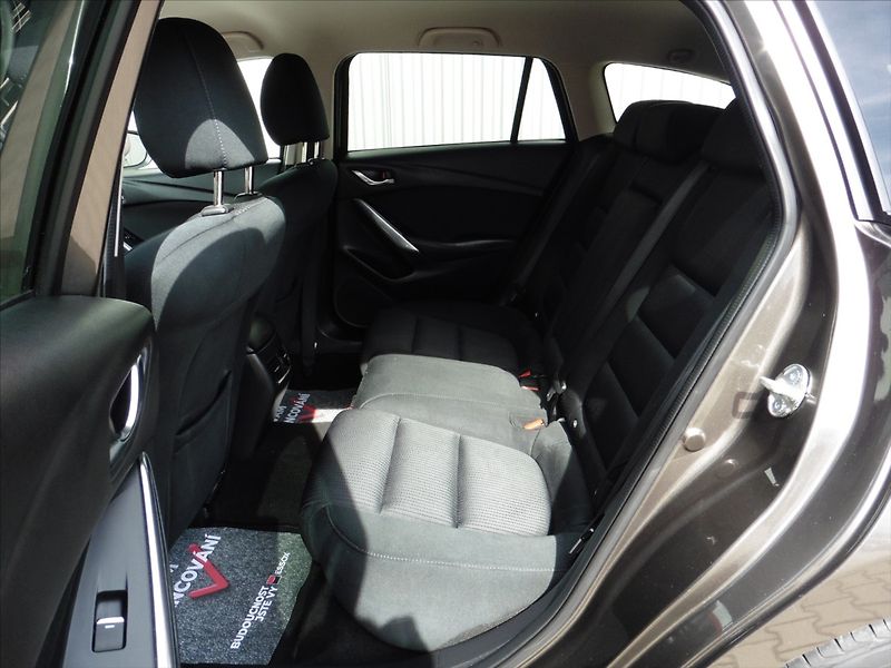 Mazda 6 Wagon 2.0 Sky-G 165k M/T Revol - fotka 7 z 19