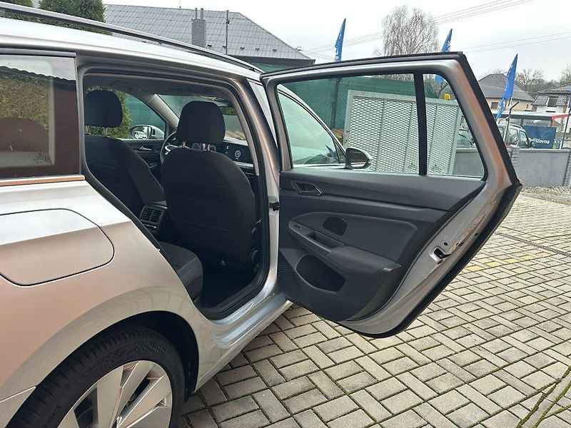 Volkswagen Golf 1.5 TSi 110kW - fotka 20 z 24