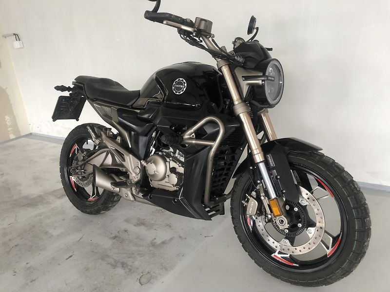 Zontes 125 G1 Scrambler - fotka 2 z 19