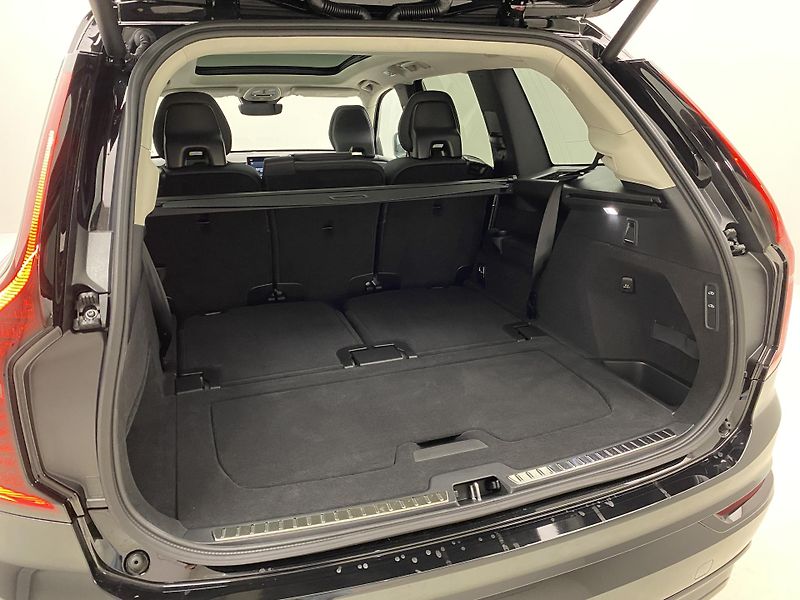 Volvo XC90 (2026) B5 AWD AUT DARK PLUS 7míst - fotka 5 z 70