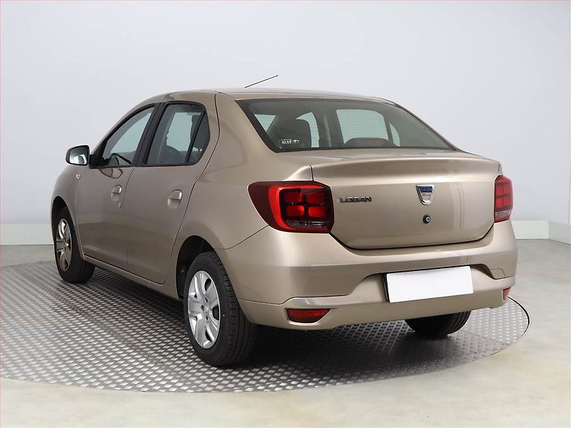 Dacia Logan (2019) 1.0 SCe, ČR,1.maj - fotka 4 z 12