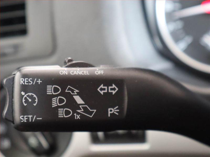 Škoda Octavia (2012) 1.6 TDI, Tempomat - fotka 16 z 16