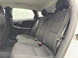 Volvo V40 D2 MOMENTUM CZ - náhled 6