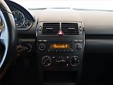 Mercedes-Benz Třídy A (2010) A 150 , Tempomat - náhled 12
