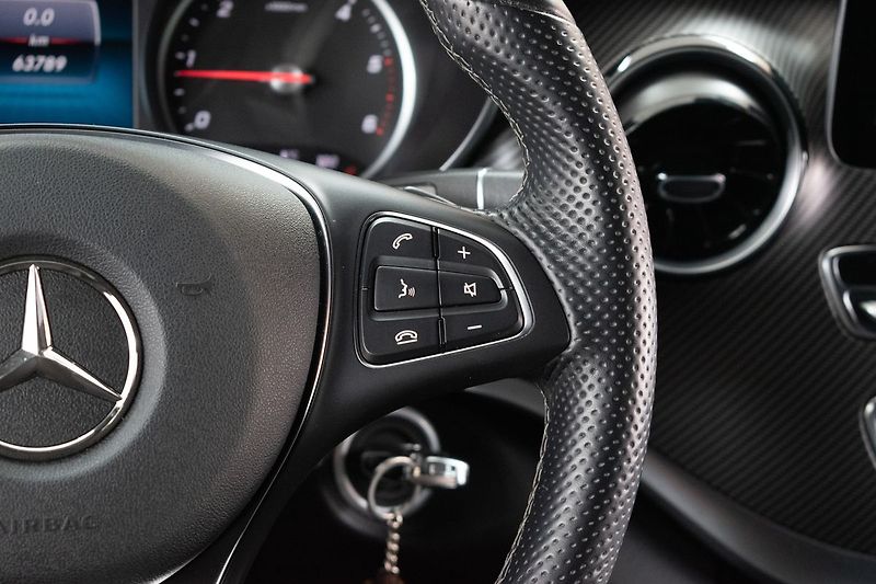 Mercedes-Benz Třídy V V 300d LONG*4MATIC*AMG*TAŽNÉ* - fotka 20 z 43