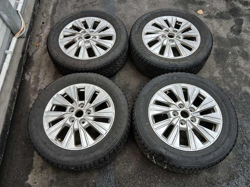 Volkswagen Multivan (2024) T7 2.0TDI DSG EDITION*long*PAN - fotka 16 z 16