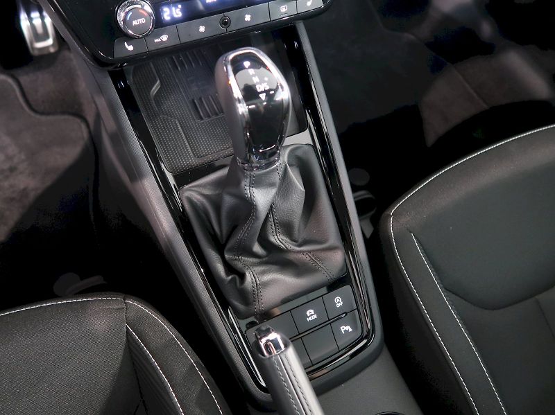 Škoda Kamiq (2026) MONTE CARLO 1.5TSI 110KW DSG P - fotka 31 z 38