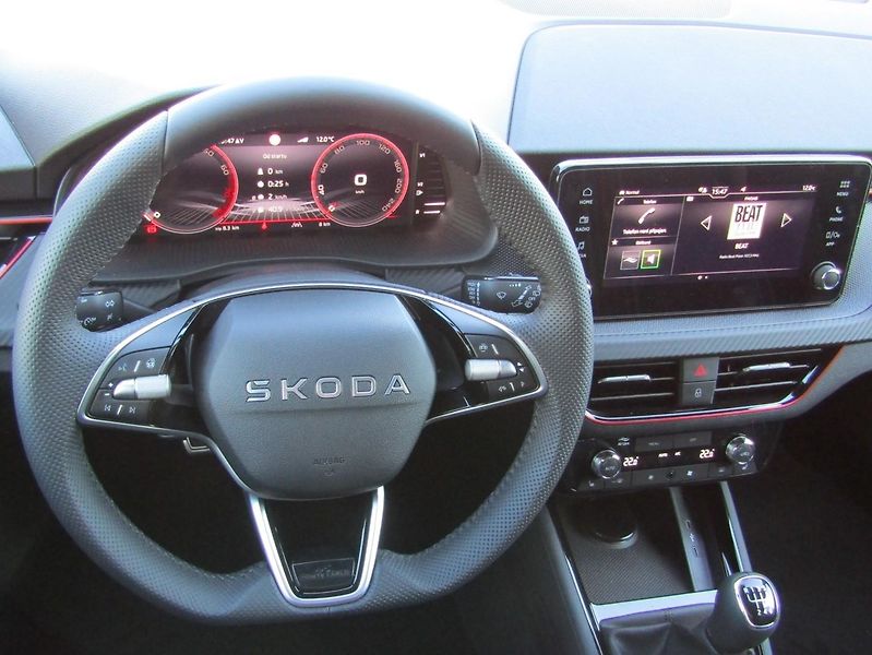Škoda Kamiq (2026) Monte Carlo 1.0 TSI 85 kW - fotka 16 z 29