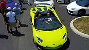 Lamborghini Aventador SV Roadster a rychlostní člun Marine Technologies MTI G6.