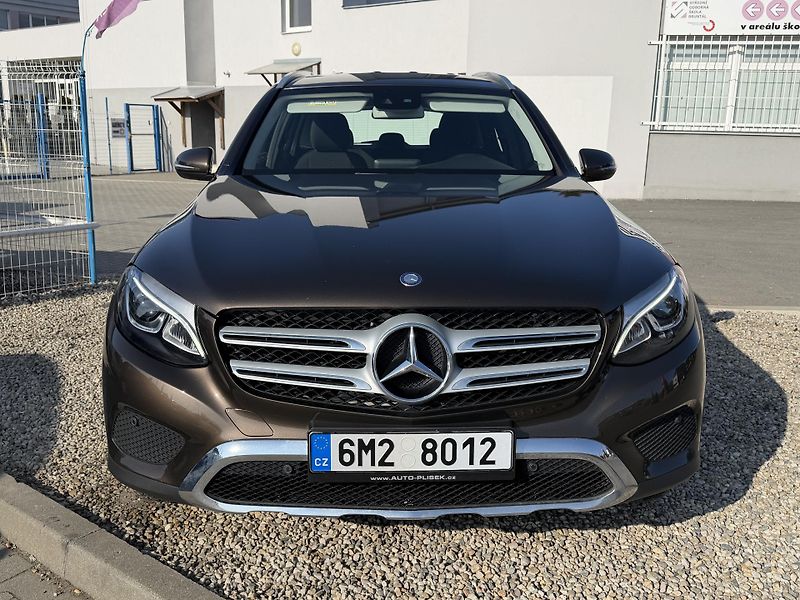 Mercedes-Benz GLC 220d 125kW 4Matic - fotka 2 z 68