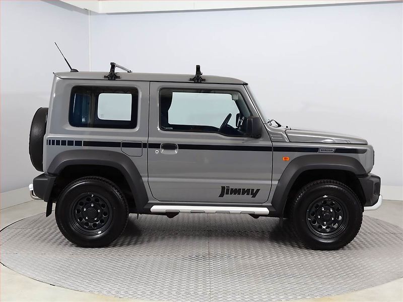 Suzuki Jimny (2024) 1.5 AllGrip - fotka 6 z 15