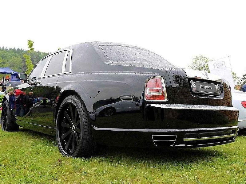 Sraz luxusních vozů Rolls-Royce a Bentley.