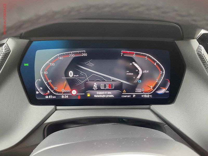 BMW Řada 2 (2022) 2.0 T 220i, ČR, AT. LED, navi - fotka 17 z 21