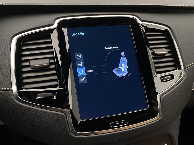 Volvo XC90 B5 AWD INSCRIPTION AUT CZ - fotka 49 z 52